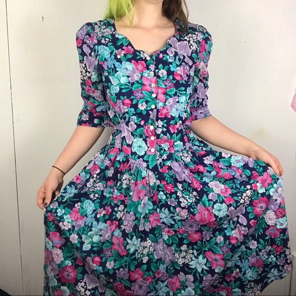 Vintage floral 80s dress - Picture 3 of 4